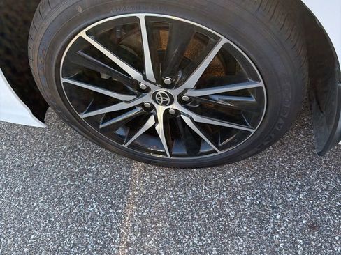 Used 2024 Toyota Camry SE FWD image 16