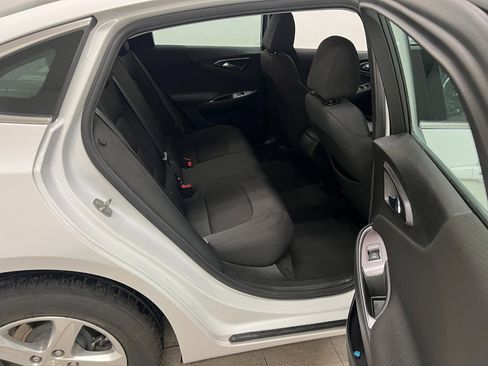 Used 2021 Chevrolet Malibu LS w/ Driver Confidence Package II image 27