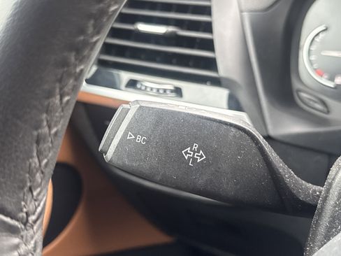 Used 2020 BMW X3 sDrive30i w/ Convenience Package image 16