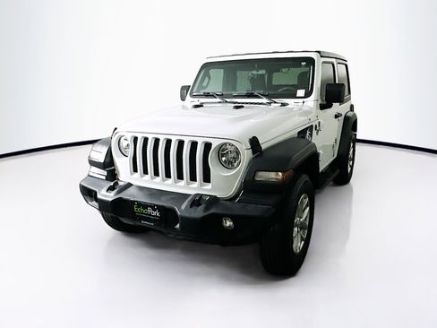 Used 2023 Jeep Wrangler Sport S image 3