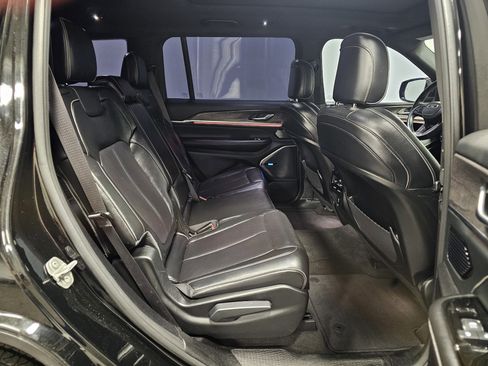 Used 2021 Jeep Grand Cherokee L Overland image 16