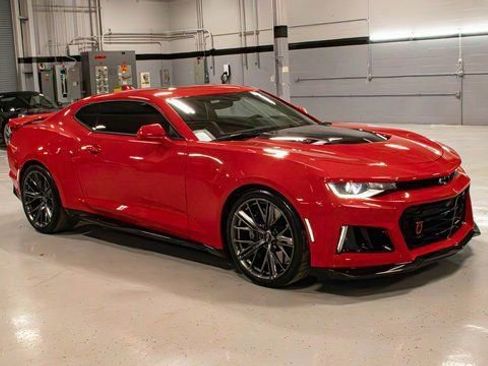 Used 2023 Chevrolet Camaro ZL1 image 2