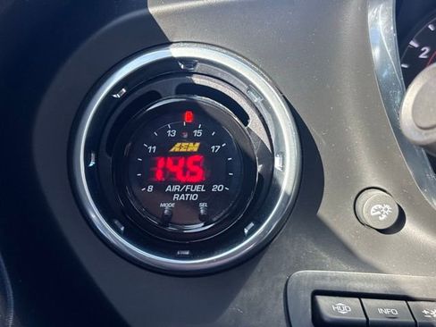 Used 2018 Chevrolet Camaro SS image 21