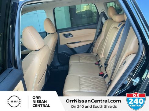 Used 2023 Nissan Rogue Platinum image 13