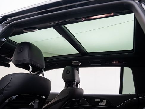 Certified 2021 Mercedes-Benz Maybach GLS 600 Maybach GLS 600 image 17