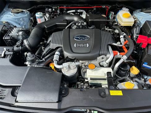 Used 2019 Subaru Crosstrek Hybrid w/ Moonroof Package w/Navigation image 8