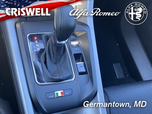 Used 2024 Alfa Romeo Tonale Ti image 31