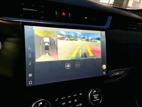 Used 2021 Jaguar F-PACE S image 29