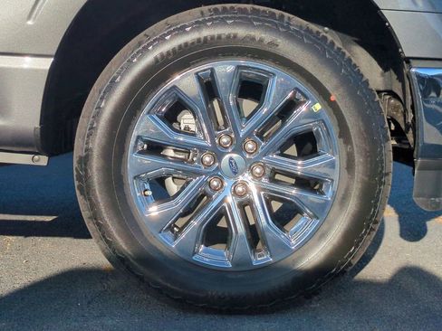 New 2025 Ford F150 Lariat w/ Equipment Group 501A Mid image 11