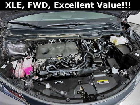 Used 2023 Toyota Sienna XLE image 31