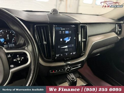 Used 2018 Volvo XC60 T6 Inscription w/ Convenience Package AWD/4WD image 17