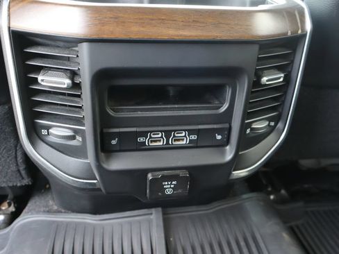 Used 2022 RAM 3500 Laramie AWD/4WD image 28