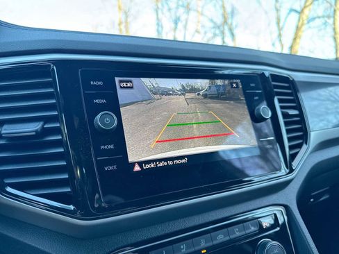 Used 2023 Volkswagen Atlas Cross Sport SEL Premium R-Line image 28