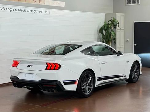 Used 2024 Ford Mustang GT Premium RWD image 3
