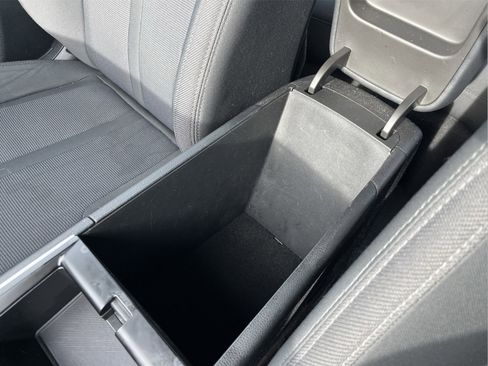 Used 2022 Kia K5 LXS image 22