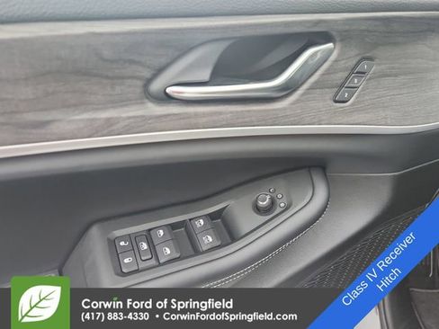 Used 2025 Jeep Grand Cherokee Limited w/ Trailer Tow Package image 19