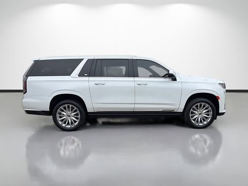 Used 2023 Cadillac Escalade ESV Premium Luxury w/ Performance Package image 2