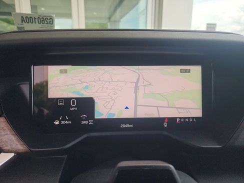 Certified 2026 GMC Acadia Denali Ultimate AWD/4WD image 11