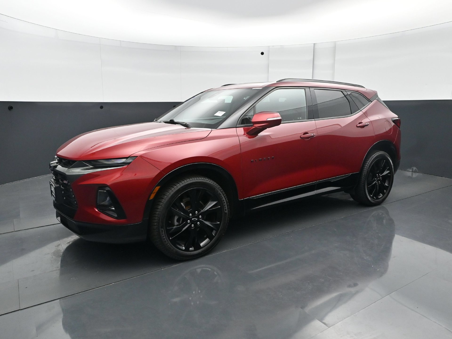 Used 2019 Chevrolet Blazer RS FWD image 2