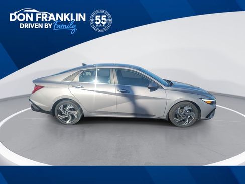 New 2026 Hyundai Elantra Limited FWD image 1