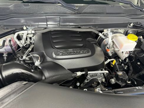 Certified 2026 RAM 2500 Big Horn AWD/4WD image 34