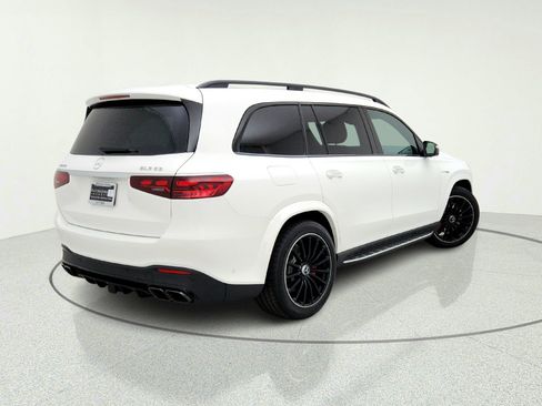 New 2026 Mercedes-Benz GLS 63 AMG 4MATIC image 9