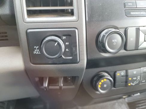Used 2020 Ford F250 XL AWD/4WD image 11