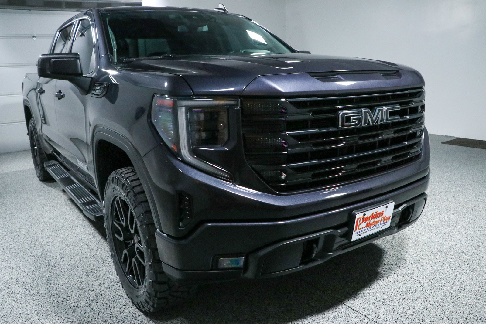 Used 2022 GMC Sierra 1500 Elevation AWD/4WD image 6