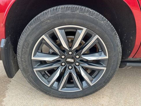 Used 2021 Cadillac Escalade Sport w/ Driver Assist Tech Package image 10