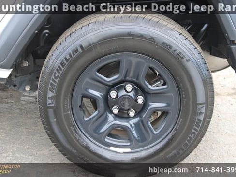 Used 2023 Jeep Wrangler Sport image 6