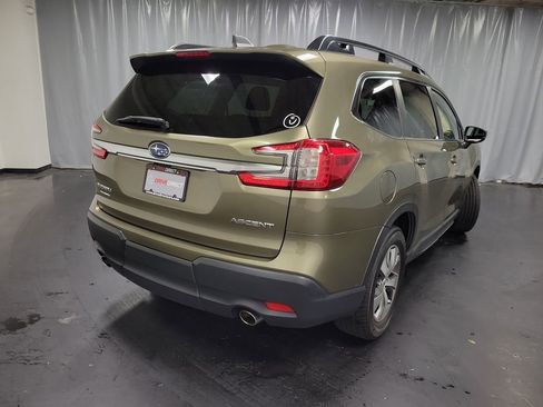 Used 2024 Subaru Ascent Premium AWD/4WD image 8