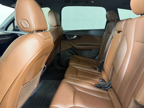 Used 2018 Audi Q7 3.0T Prestige w/ Prestige Package image 25