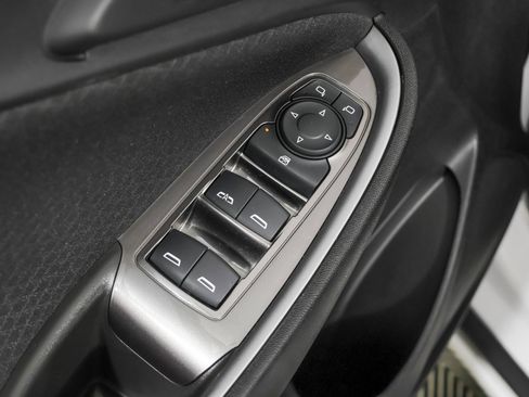 Used 2023 Chevrolet Malibu LT FWD image 34