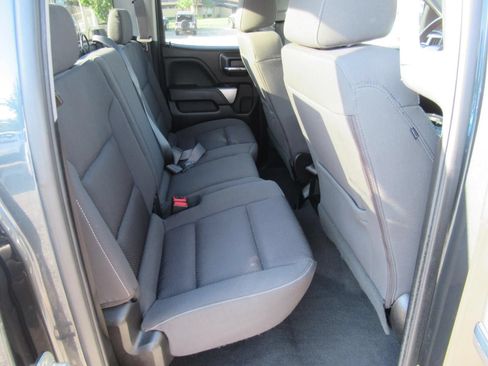 Used 2019 Chevrolet Silverado 1500 LT RWD image 32