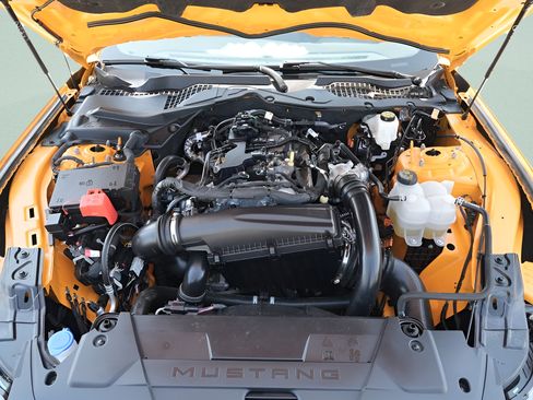 Used 2026 Ford Mustang Coupe RWD image 17