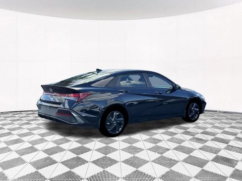 New 2026 Hyundai Elantra Sport FWD image 12