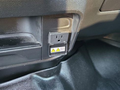 Used 2022 RAM 2500 Tradesman image 33