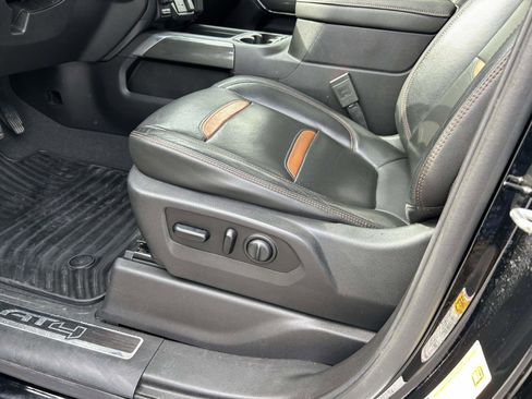Used 2019 GMC Sierra 1500 AT4 w/ AT4 Premium Package AWD/4WD image 19