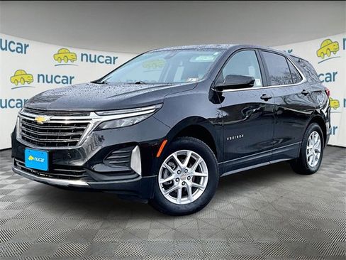 Used 2023 Chevrolet Equinox LT w/ Driver Convenience Package image 12