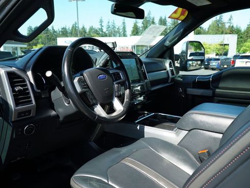 Used 2022 Ford F350 Platinum AWD/4WD image 21