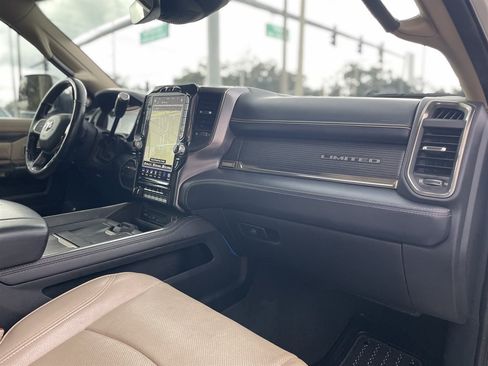 Used 2019 RAM 2500 Limited AWD/4WD image 17