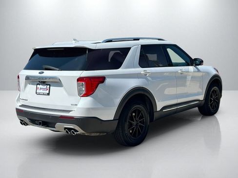 Used 2020 Ford Explorer Platinum w/ Premium Technology Package AWD/4WD image 5