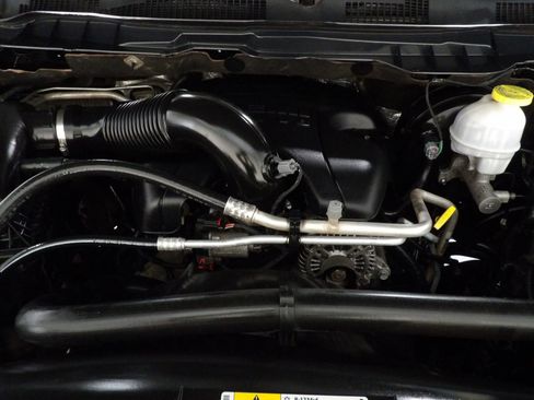 Used 2019 RAM 1500 Tradesman w/ Tradesman SXT Package image 21