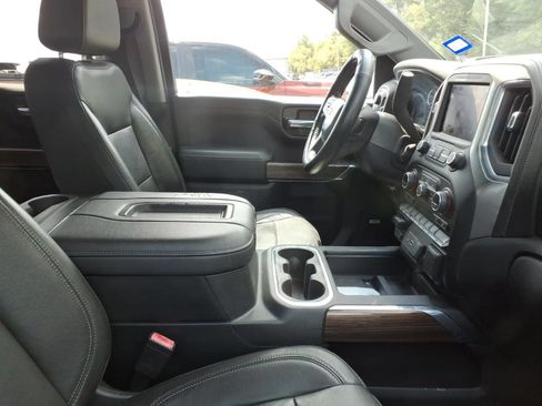 Used 2019 Chevrolet Silverado 1500 LT Trail Boss AWD/4WD image 10