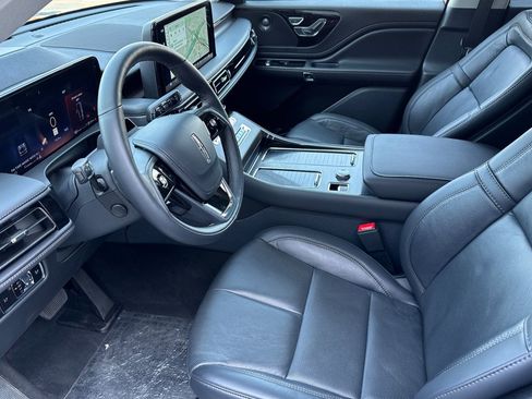 New 2025 Lincoln Aviator Reserve image 9