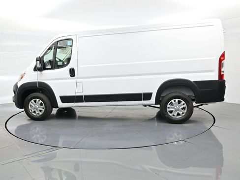 New 2025 RAM ProMaster 1500 w/ Quick Order Package 22G SLT image 10