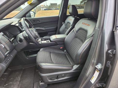 Used 2023 Nissan Pathfinder Rock Creek image 18