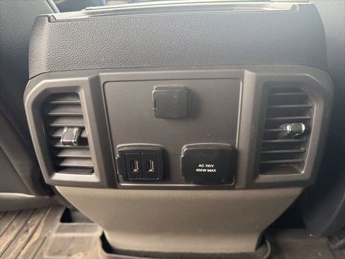 Used 2017 Ford F250 XLT w/ XLT Premium Package image 25