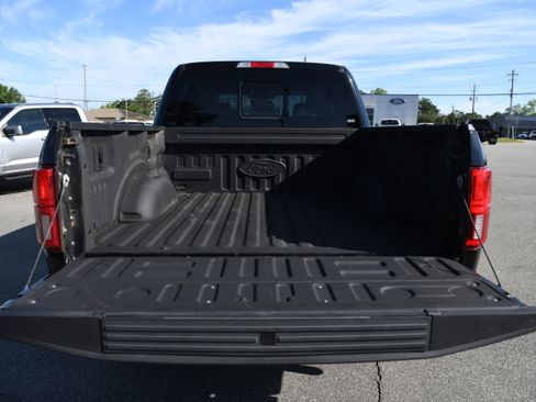 Used 2020 Ford F150 Lariat w/ Equipment Group 502A Luxury AWD/4WD image 9