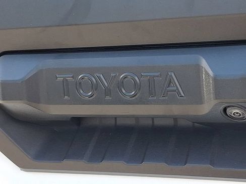 Used 2024 Toyota Tundra SR5 w/ SR5 Convenience Package AWD/4WD image 29